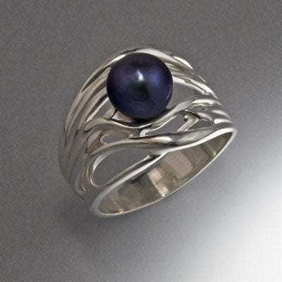Sterling silver ring with 8mm Pearl ( Shown in Black see options to choose pearl color)