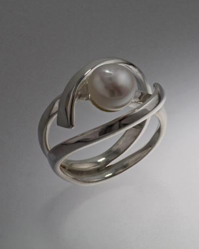 Sterling silver ring with 8mm Pearl ( Shown in white see options to choose pearl color)